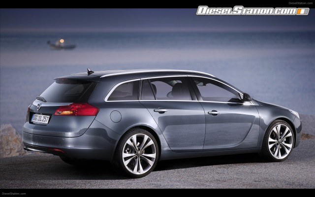 Opel Sports Tourer Widescreen Picture #4 Opel Sports Tourer Widescreen Picture #4